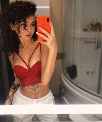 Элиза, 22 года